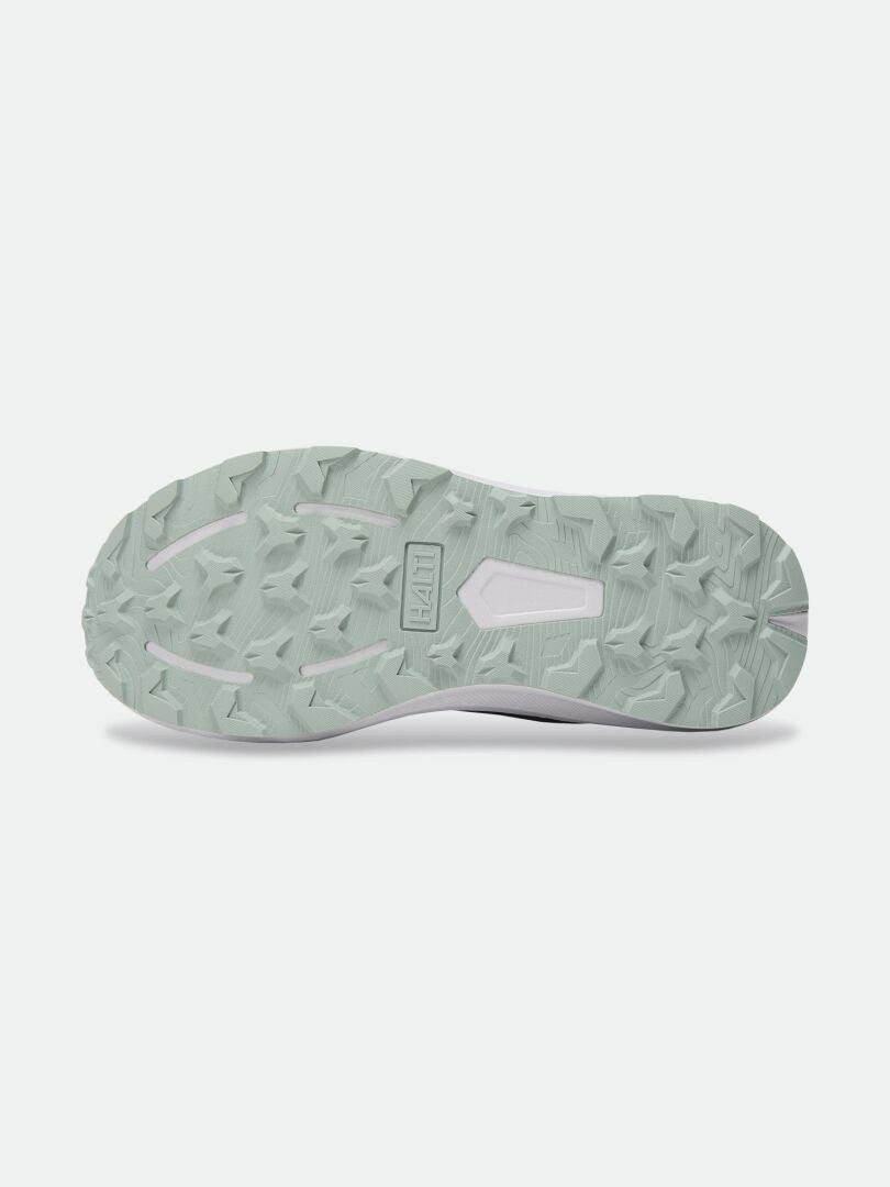 Halti Rapid 2 Sneaker Herr: Ljusgrön sula, kantigt mönster, sneakerpassform och vattentålig utomhusdesign.