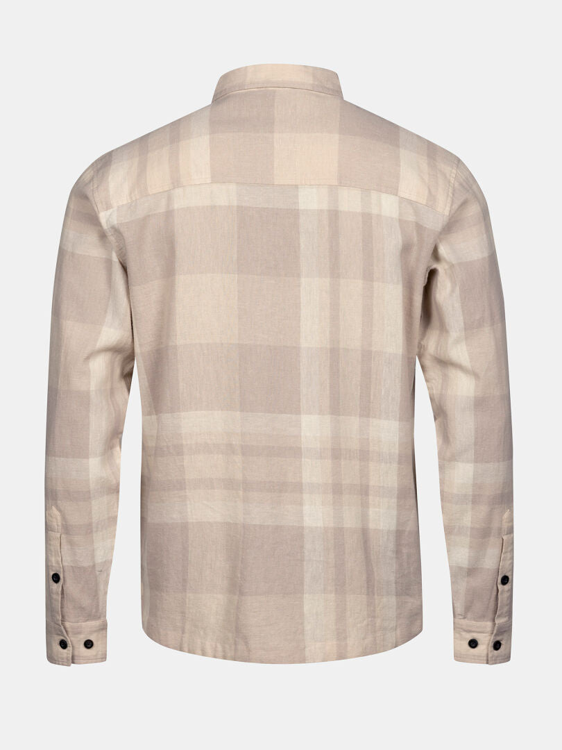 Beige och ljusbrun Halti Hiker Skjorta Herr för utomhusaktiviteter, visad bakifrån med knäppta ärmslut och krage.