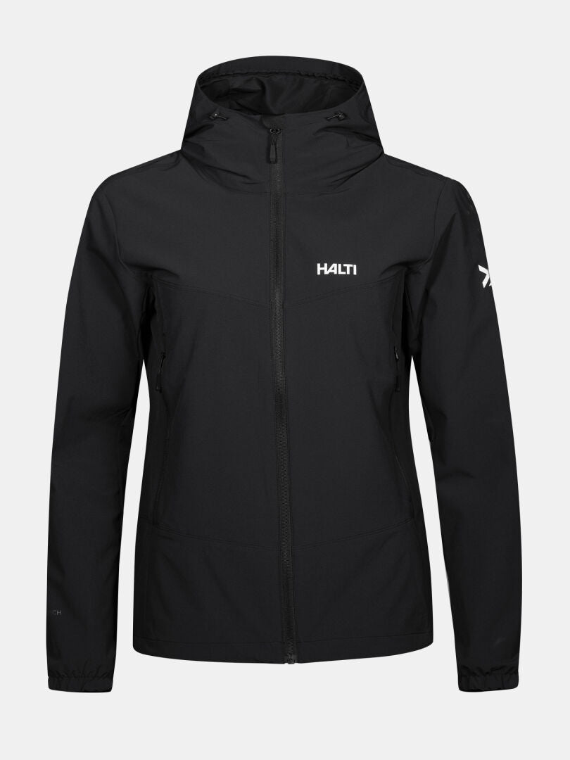 Halti Pallas Evo X-stretch Jacka Dam är svart med huva, dragkedja fram, sidofickor och Halti-logotyper på bröst och ärmar.