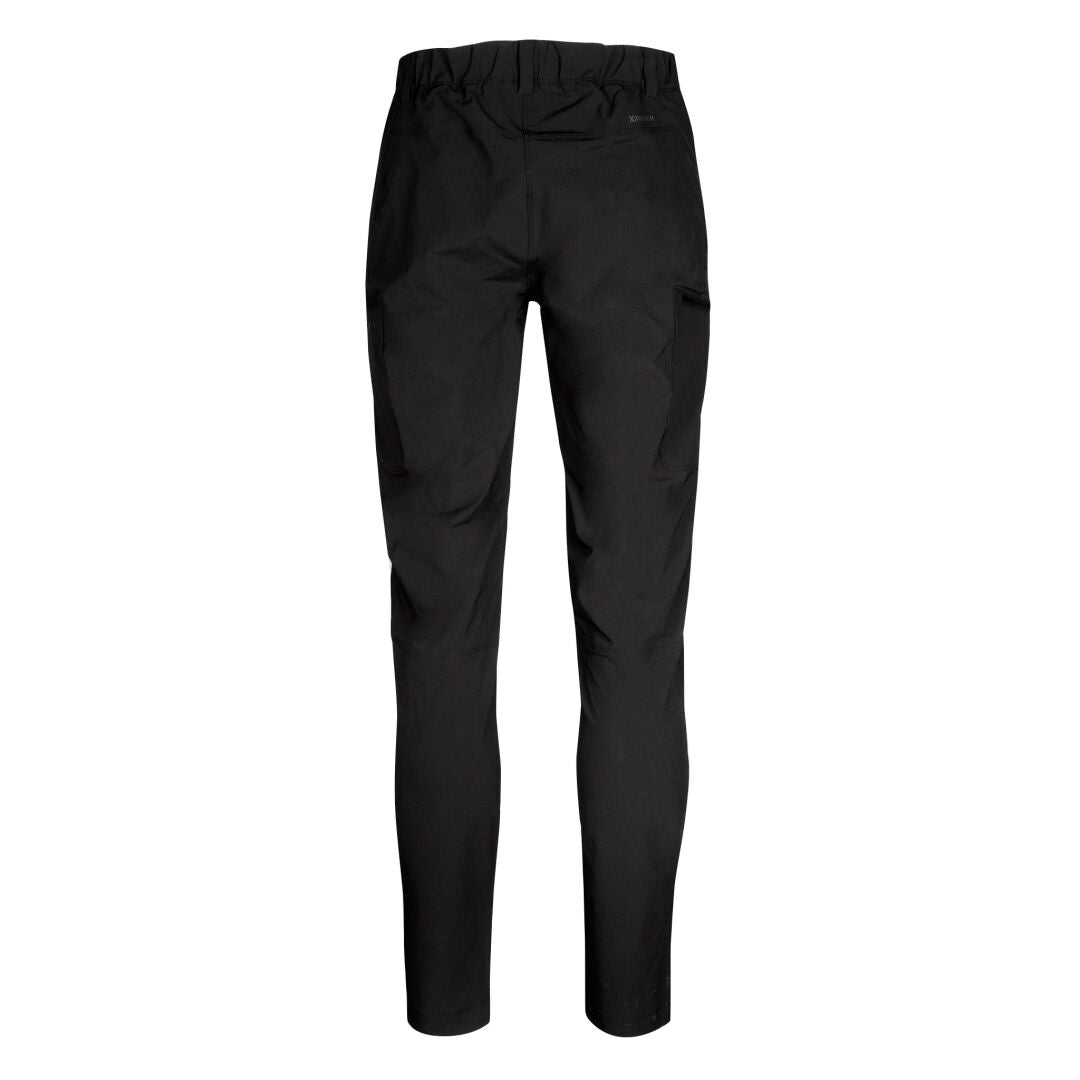 Halti Pallas Evo Long X-stretch herrbyxor, svarta med resår i midjan och fickor, visade mot vit bakgrund.
