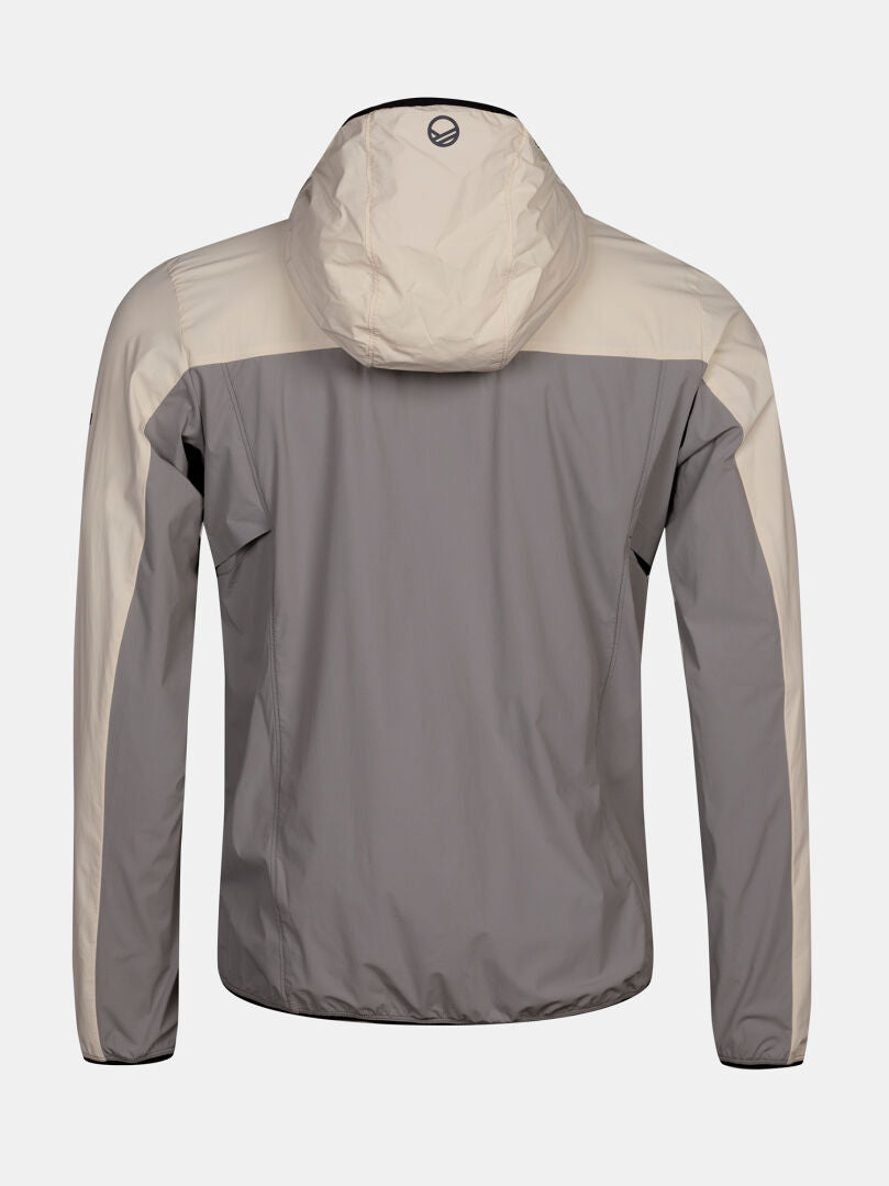 Halti Pallas Cool X-stretch Jacka Herr i grått/beige visas bakifrån mot en vit bakgrund.