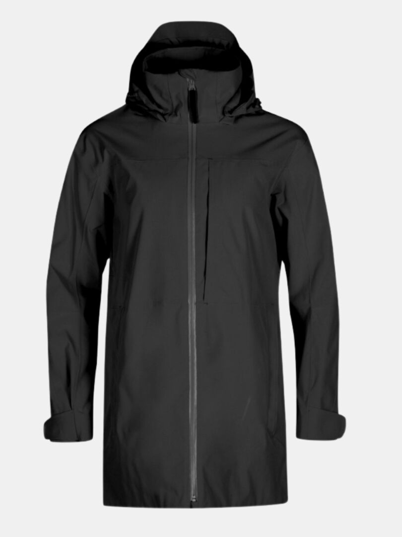 Halti Kallas DX Parka Plus Dam är en svart vattenparkas i plusstorlek med huva, dragkedja fram och justerbara ärmslut.