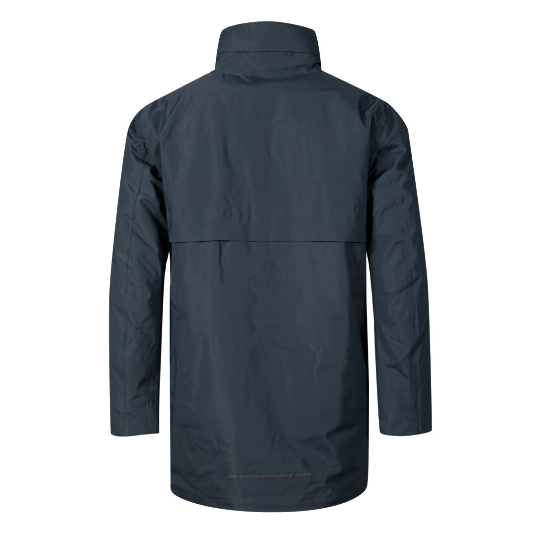 Halti Synkas 3in1 DrymaxX Parka Herr är en mörkblå, långärmad regnjacka med hög krage, sedd bakifrån.