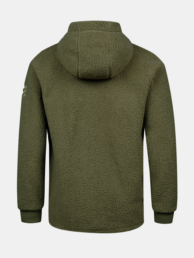 Bakifrån på Halti Lykky Fleecejacka Herr i olivgrönt med ribbade muddar, tillverkad av återvunnen polyester.