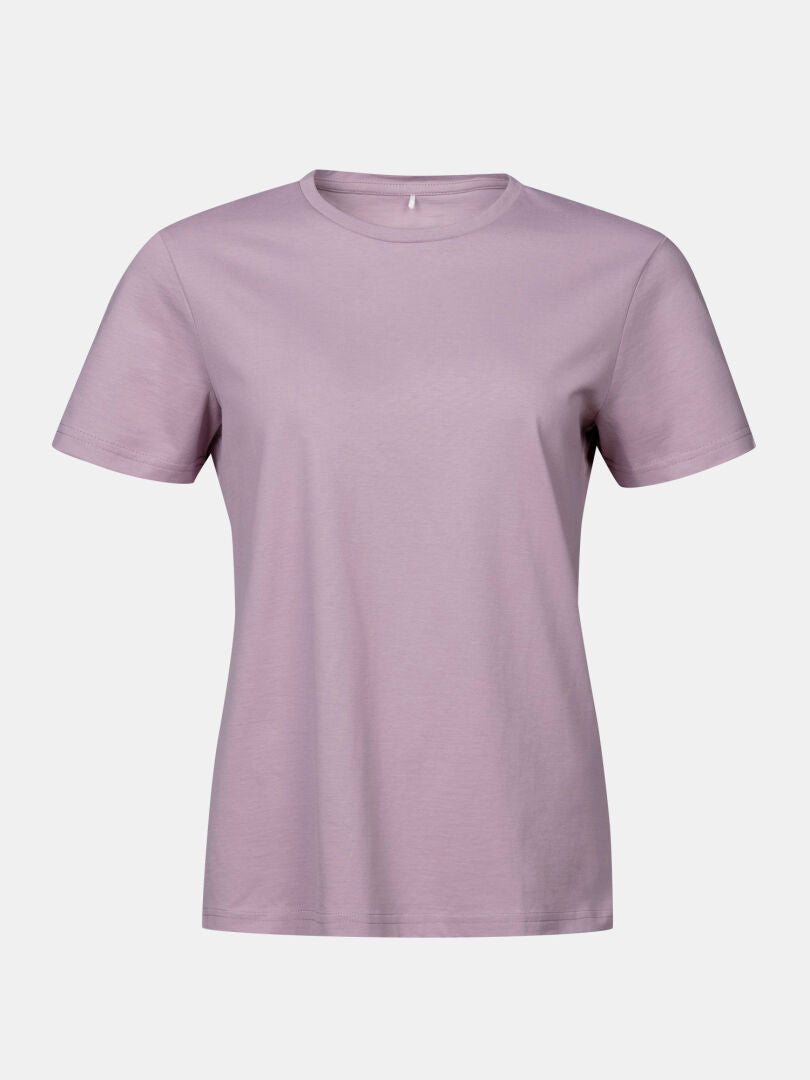 Halti Matka II T-skjorta Dam är en enfärgad, ljuslila, kortärmad T-shirt i ekologisk bomull.