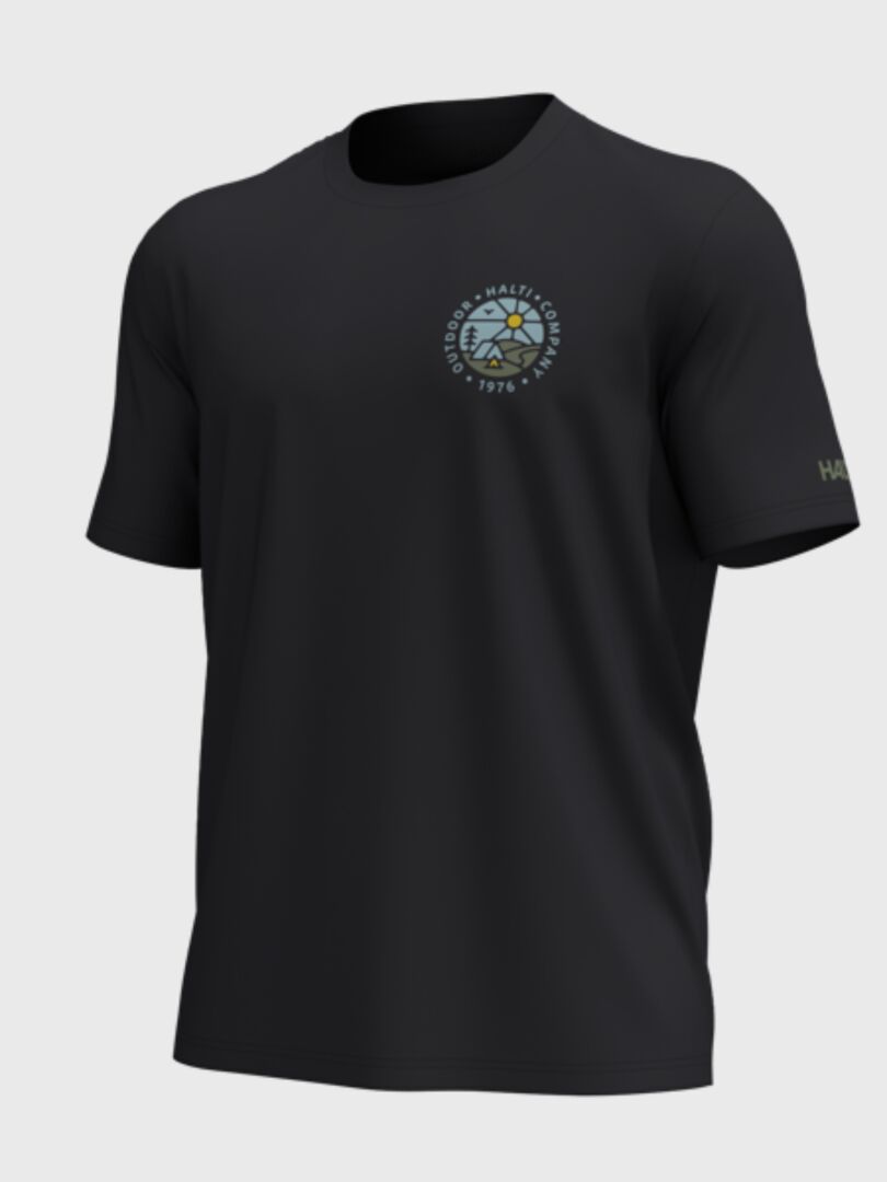 Halti Vehka Unisex-T-shirt: Ekologisk bomull, korta ärmar, liten cirkelformad logotyp och diskret text för en modern look.
