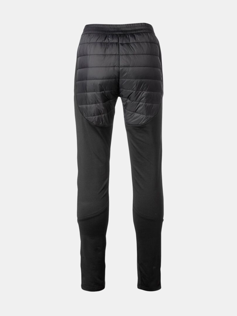Halti Veidnes Lättvadderade Byxor Dam Plus: Svart byxa med quiltad baksida och stretchiga, figursydda ben, bakifrån.
