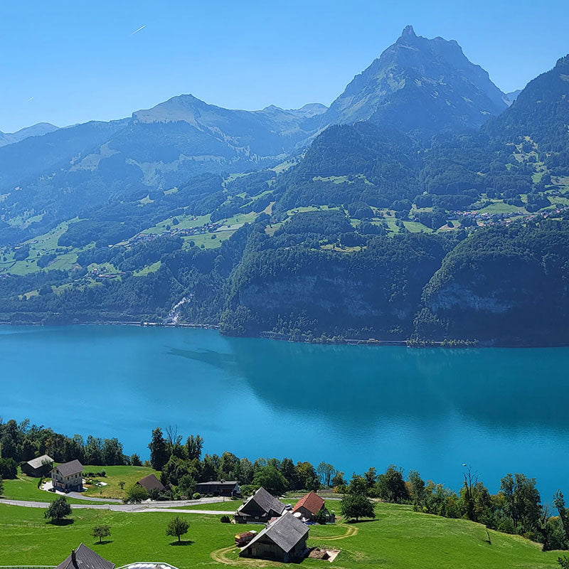 Weesen Bergen i Schweiz