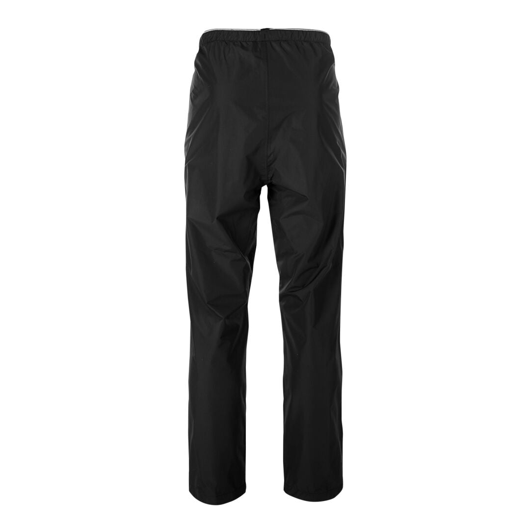 Halti Fort Herr DrymaxX skalbyxor i svart, tillverkad av återvunnen polyester med resår i midjan och raka ben, framifrån.