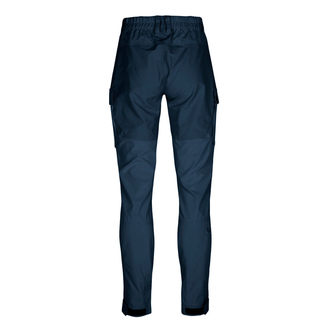 Baksidan av Halti Hiker Dam Lite Outdoor Byxor i mörkblått, med resår i midjan, sidofickor och justerbara ärmslut.