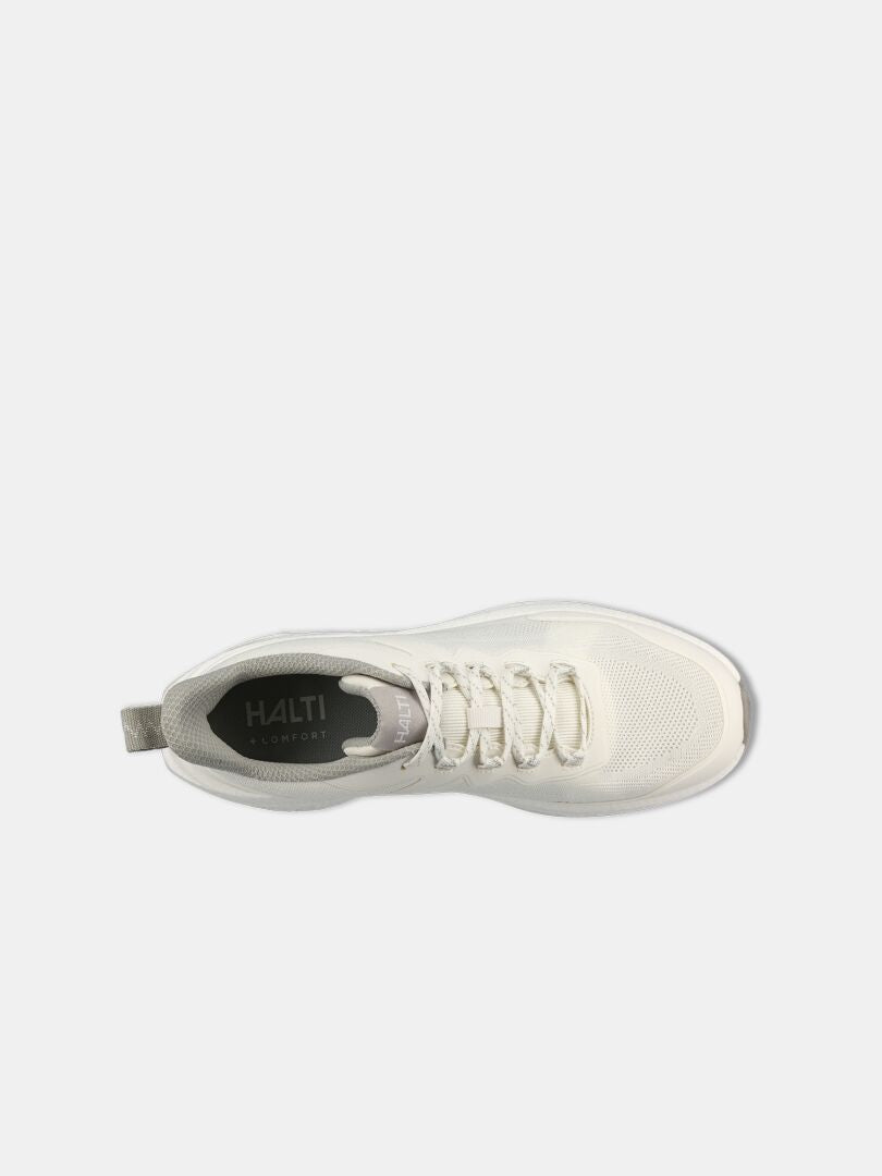 Halti Syke Sneaker Herr med skosnören och grå dragflik, mot en ljus bakgrund.
