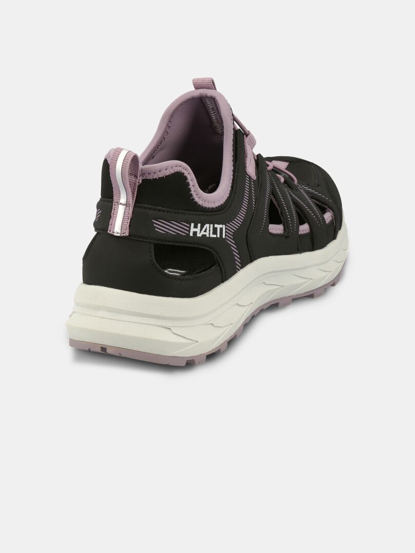 Halti Seili Hybrid Sandal Dam i svart och ljusrosa, sedd bakifrån mot en enfärgad vit bakgrund.