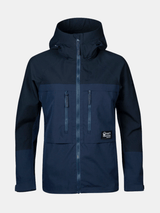 En mörkblå Halti Hiker Lite Outdoor Jacka Dam med två bröstfickor, hel dragkedja och en liten logotyp nere till höger.