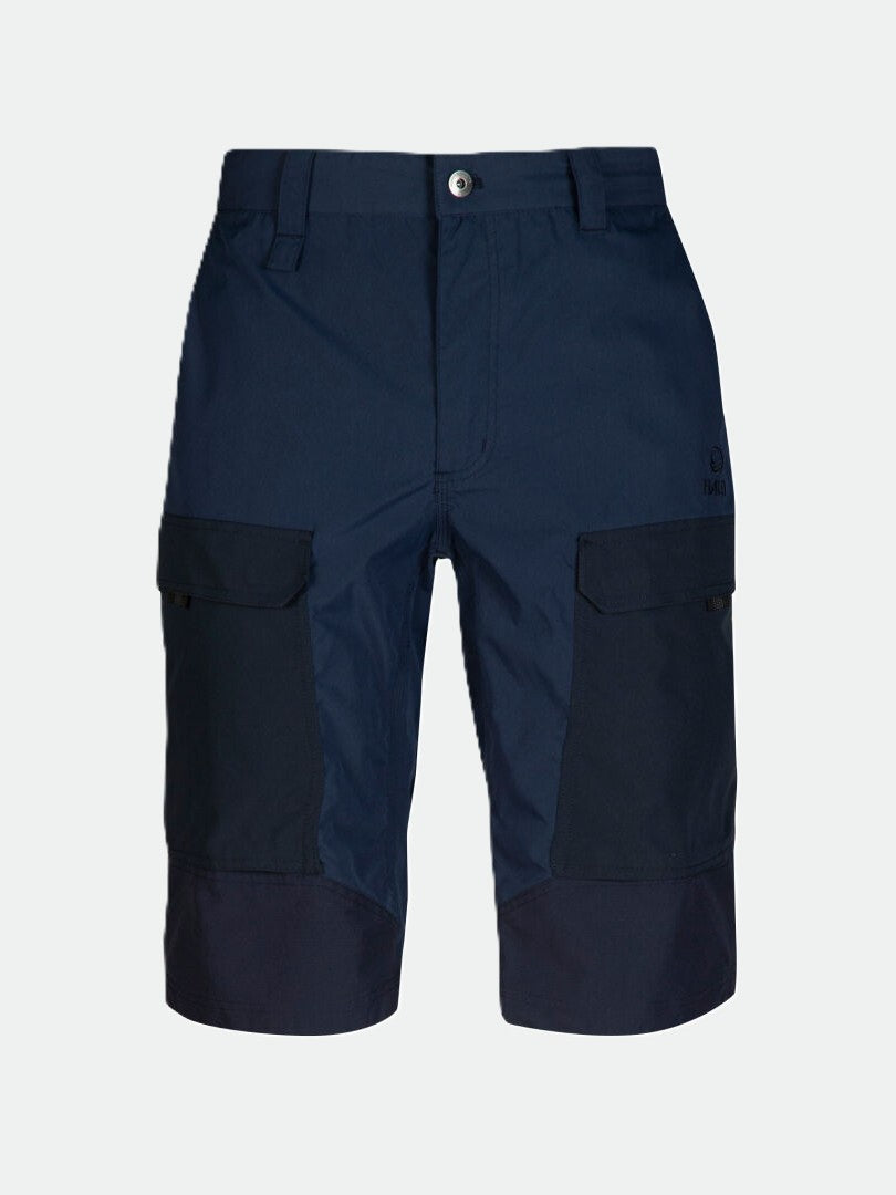 Halti Hiker Herr Lite Shorts i navy, tillverkade i återvunnet material, med fickor framtill och sidofickor med lock.