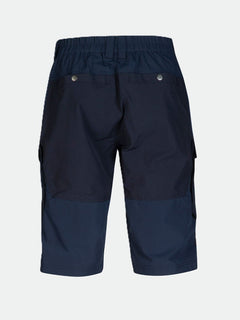 Halti Hiker Herr Lite Shorts i mörkblå, knälånga med elastisk midjeresår och två bakfickor med lock, bakifrån.