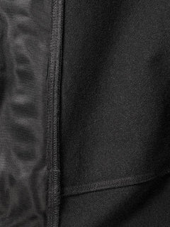 Närbild av Halti Pallas Evo Brushed X-stretch Jacka Herr med detaljerade sömmar och textur.