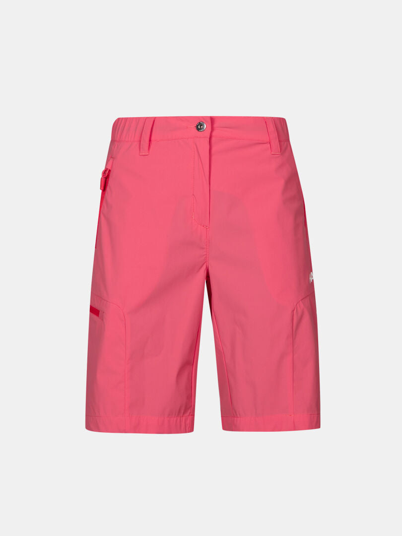Halti Pallas Cool Shorts Dam i ljusrosa med fickor, bälteshällor och knappstängning visas på en vit bakgrund.