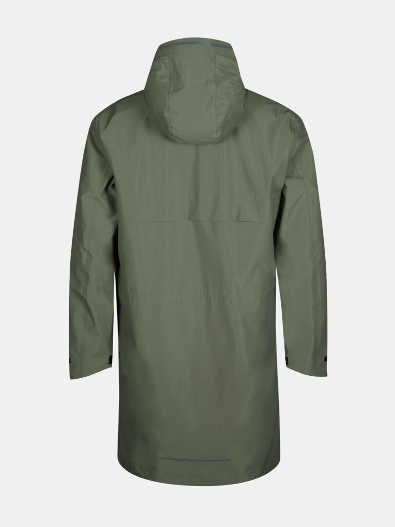 Bakifrån på Halti Tokoi II DX Parkajacka Herr, lång olivgrön vattentät parkas med huva, tillverkad av återvunnet material.