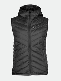 Halti Evolve Lite Dunväst Dam är en svart, ärmlös puffer med huva tillverkad av återvunnet material.