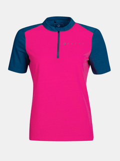 Halti Core Dam T-skjorta är en kortärmad rosa och blågrön t-shirt med dragkedja fram, tillverkad av en Tech Wool-blandning.