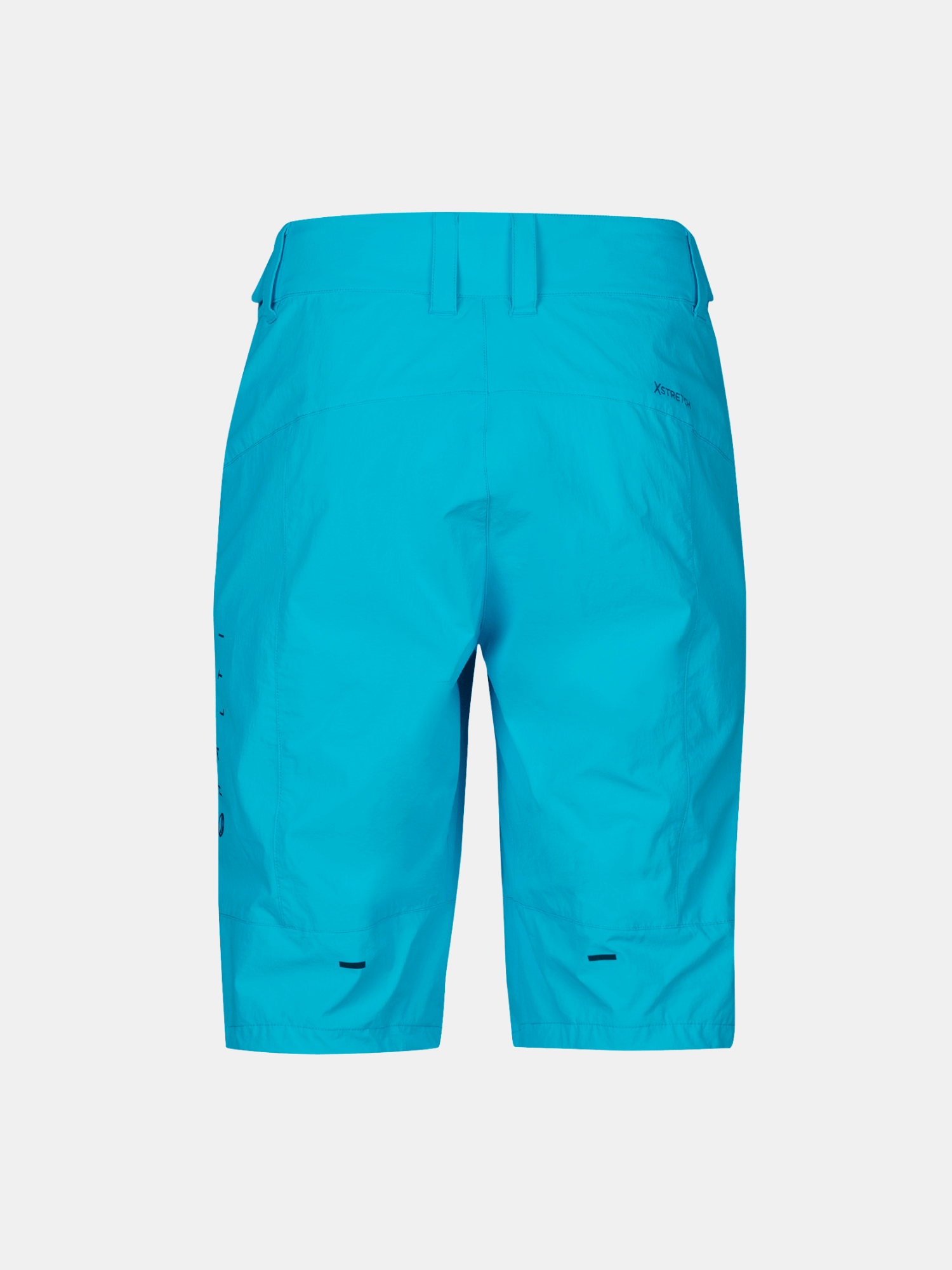 Halti Tracks Herr X-stretch Shorts – klarblå, knälånga, med bälteshällor och justerbar midja, visade bakifrån.