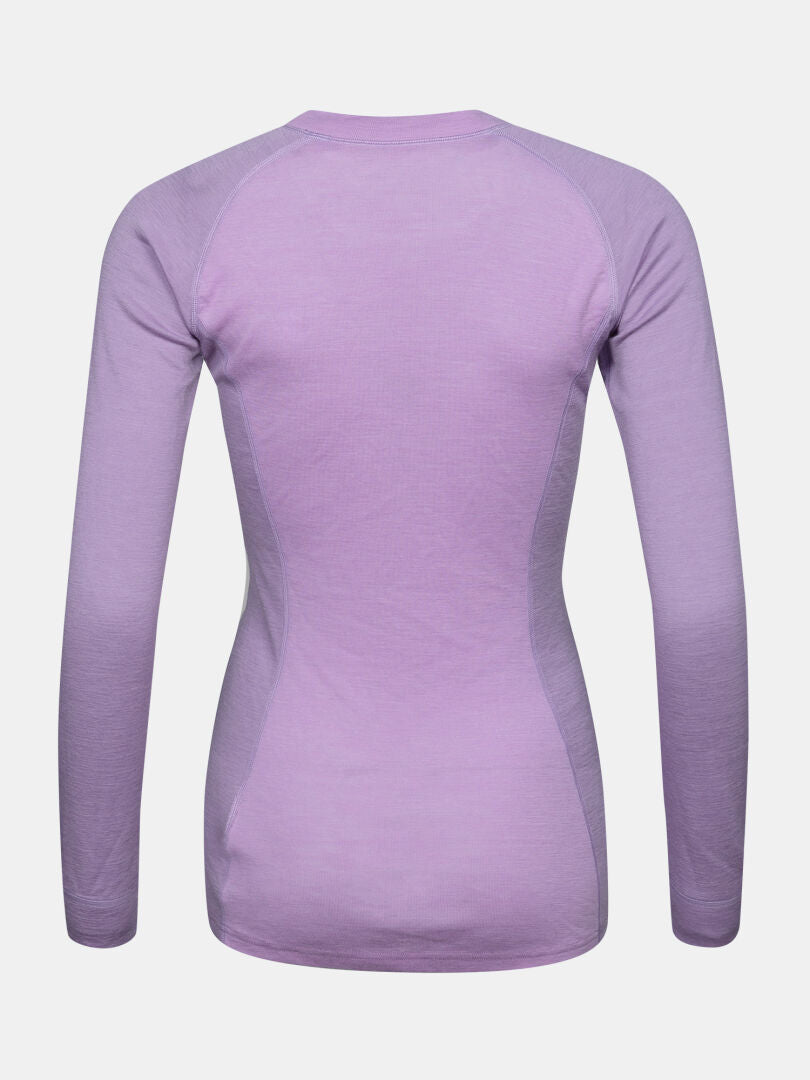 Baksidan av Halti Hossa II Merino Underställ Set Dam, figursydd ljuslila tröja med raglanärmar, enfärgad bakgrund.