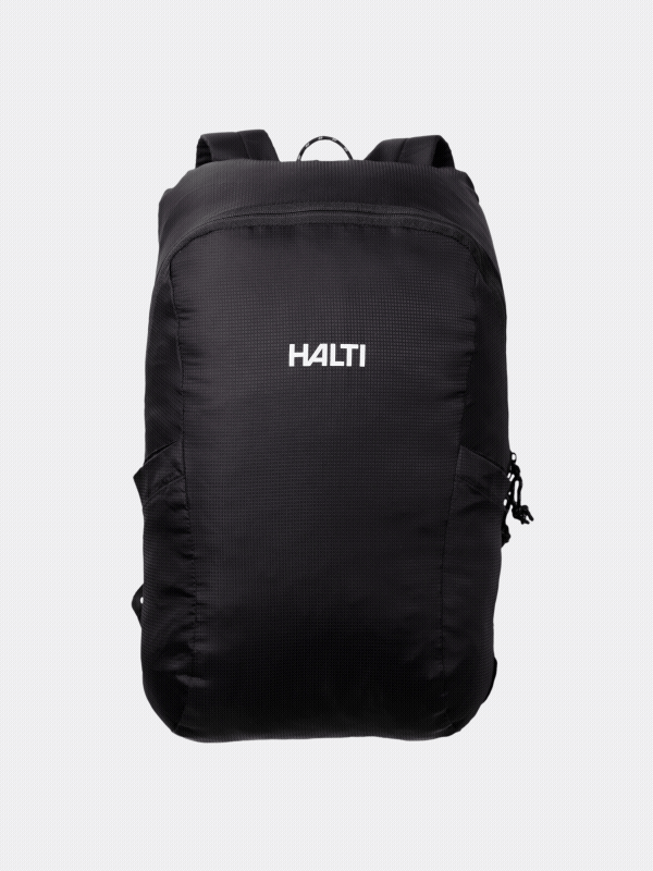 En svart Halti Streetpack Ryggsäck med blixtlåsficka framtill och axelremmar visas mot en vit bakgrund.